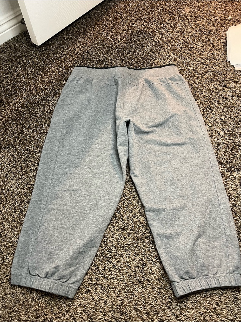 Puma Light Gray Jogger Sweatpants with Black Drawstring - Picture 9 of 9
